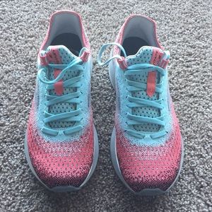 Brooks Levitate Running Shoes